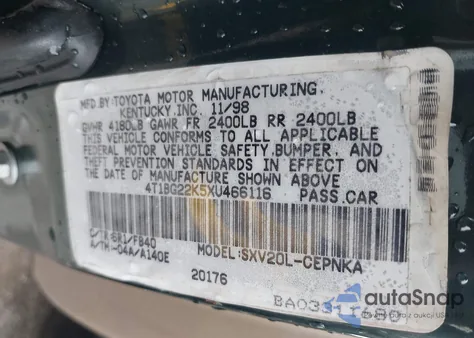 1999 Toyota Camry Le z USA, uszkodzony, nr VIN 4T1BG22K5XU466116